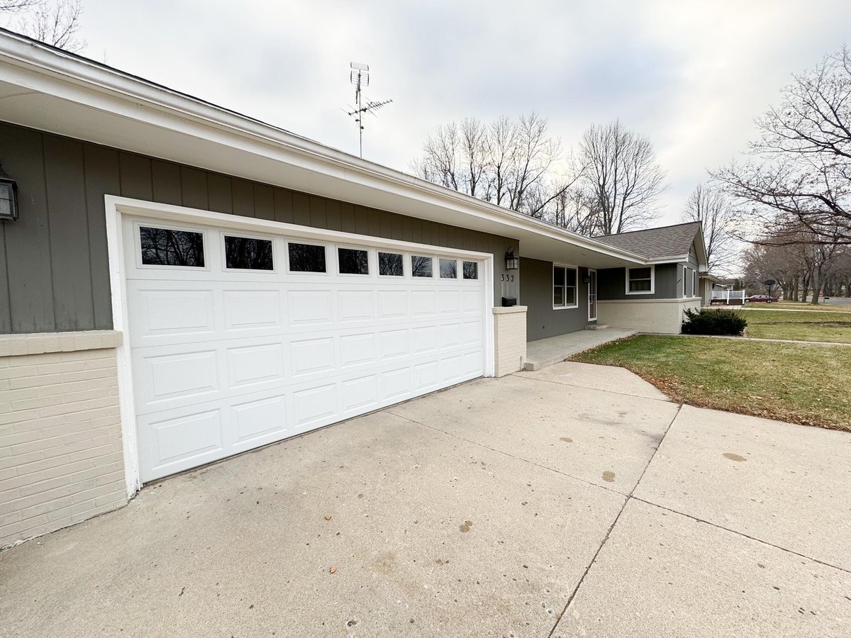 332 SMITH AVENUE, HERON LAKE, MN 56137