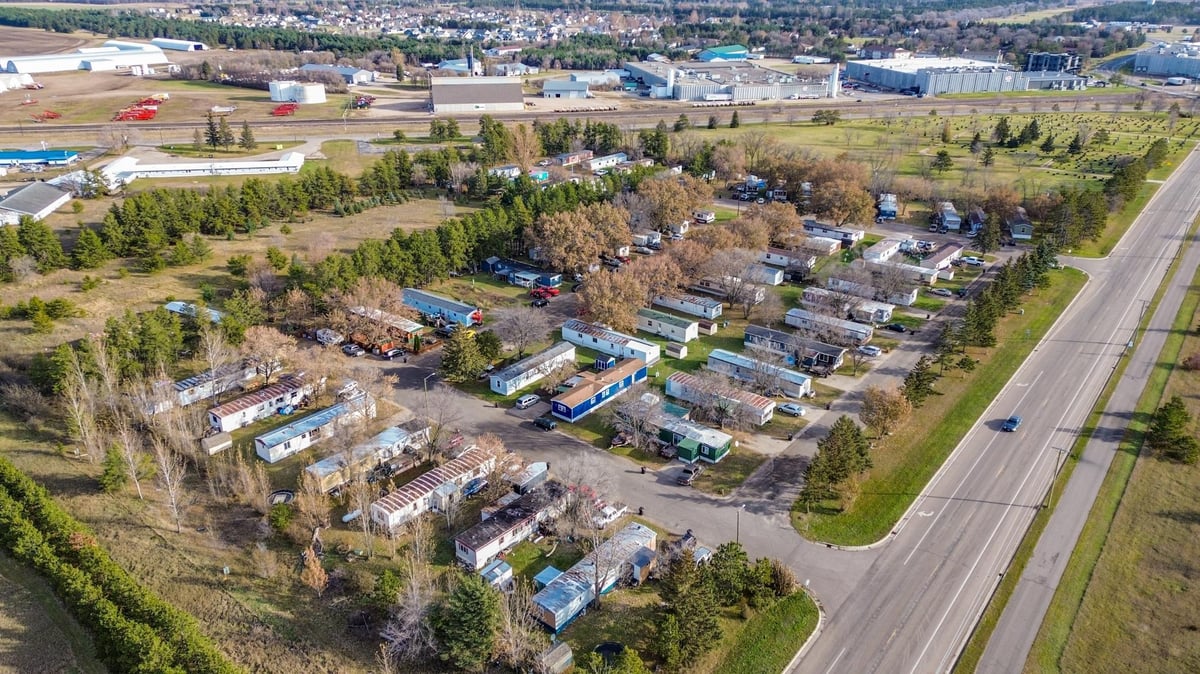 262 PINE CONE PARK, PERHAM, MN 56573