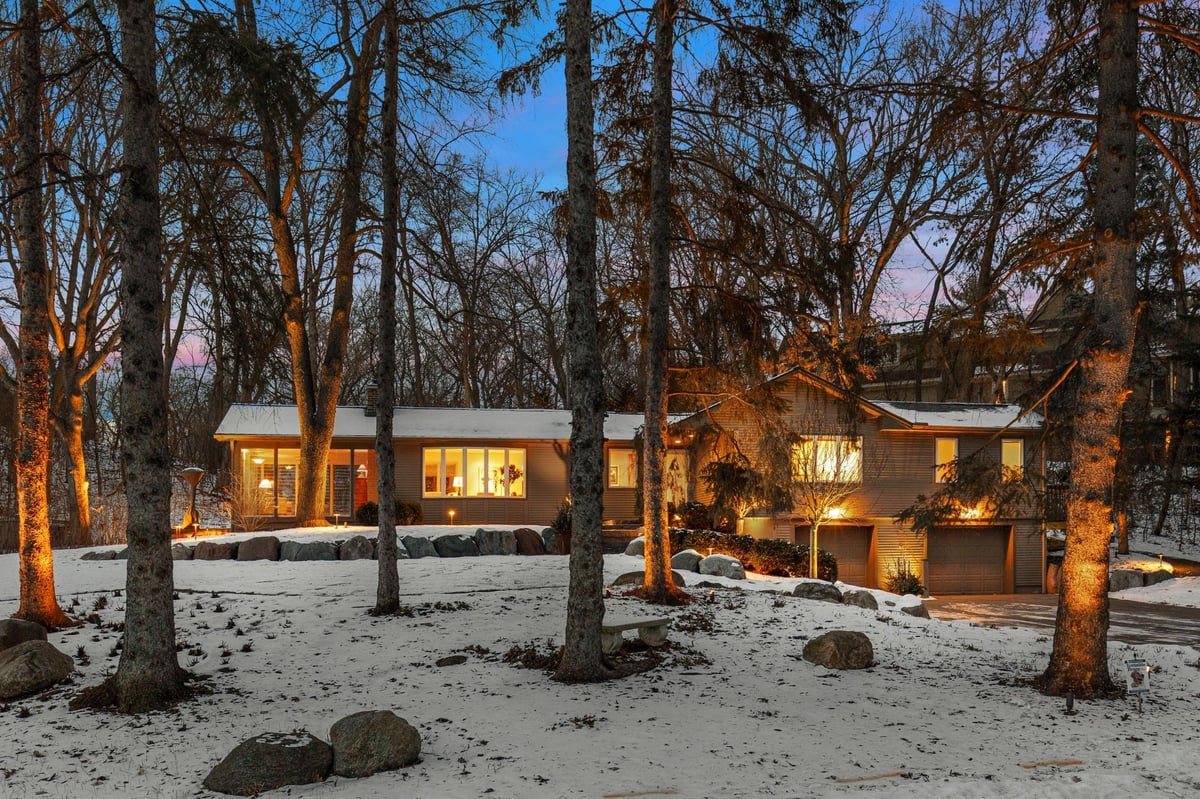 11608 Live Oak Drive, Minnetonka, MN 55305