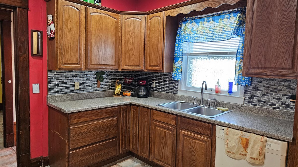 531 NOBLES ST, WORTHINGTON, MN 56187