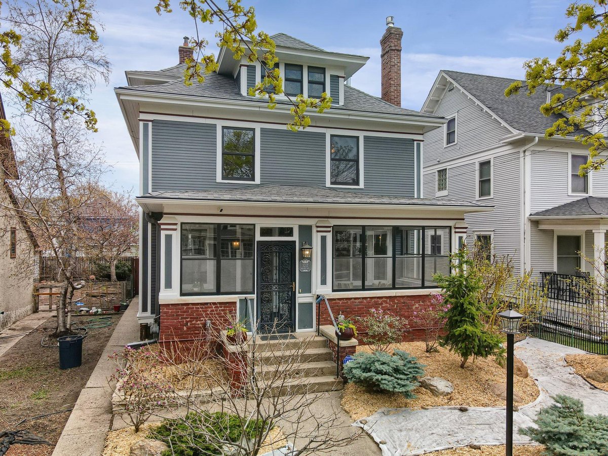 3217 Holmes Avenue S, Minneapolis, MN 55408