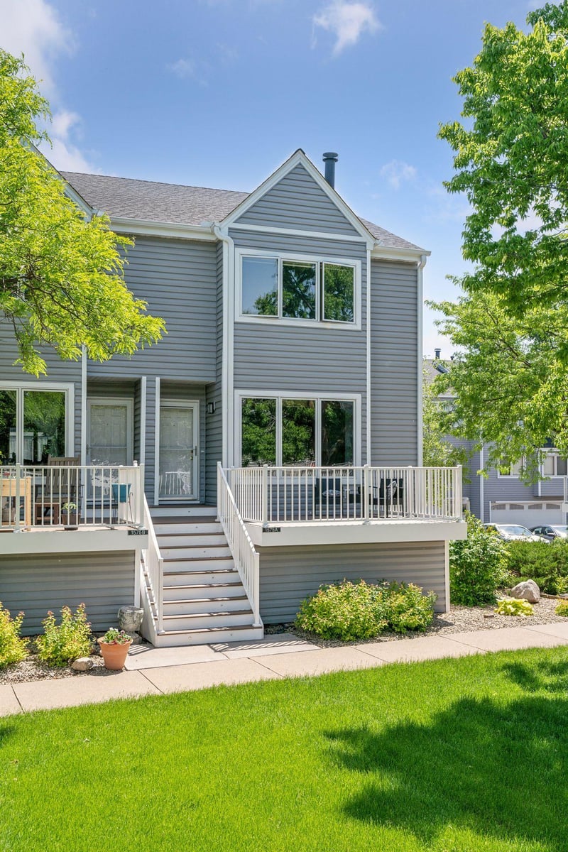 1575 W Wayzata Boulevard #A, Long Lake, MN 55356