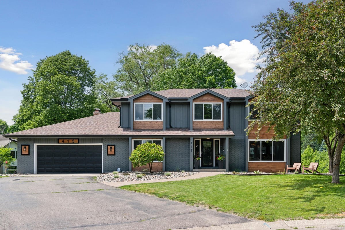 415 Zircon Lane N, Plymouth, MN 55447