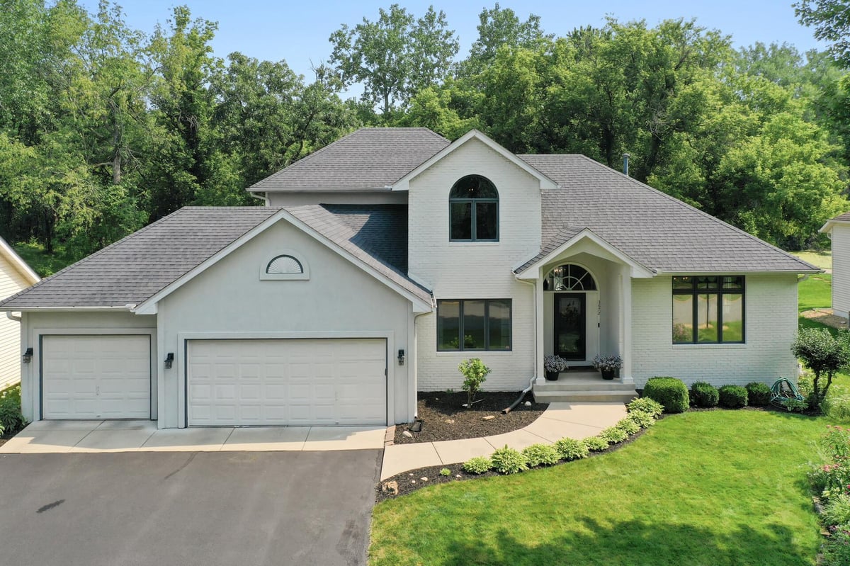 3672 Robin Lane, Eagan, MN 55122