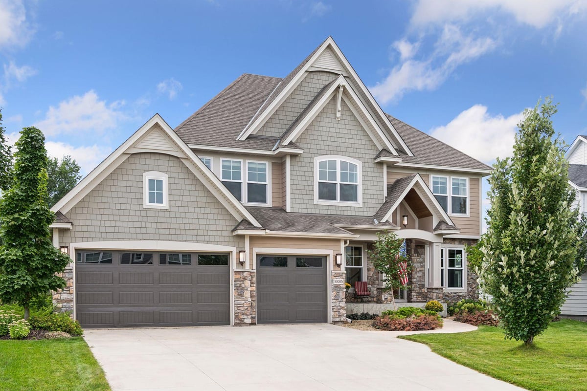 16005 58th Place N, Plymouth, MN 55446