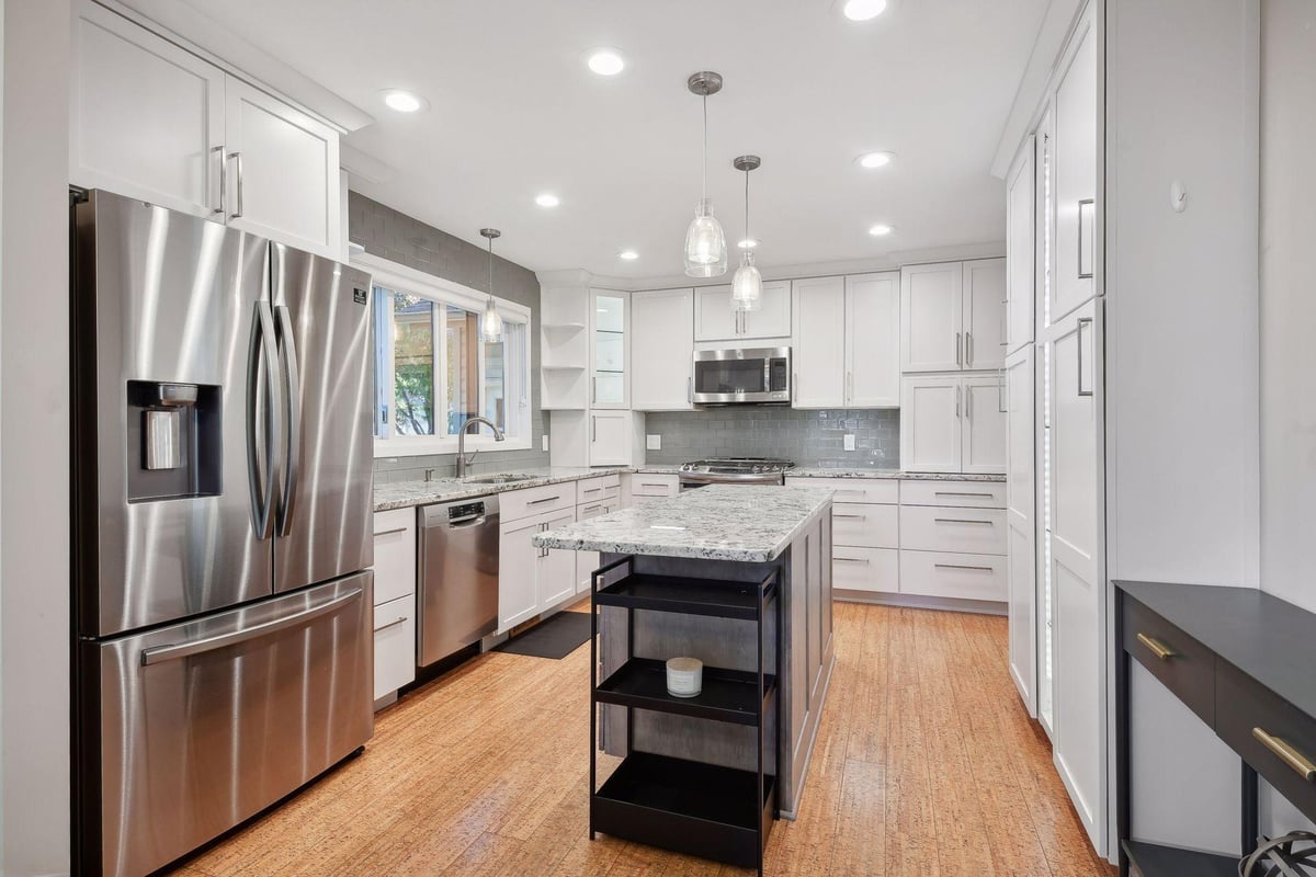 4840 Deerwood Lane N, Plymouth, MN 55442