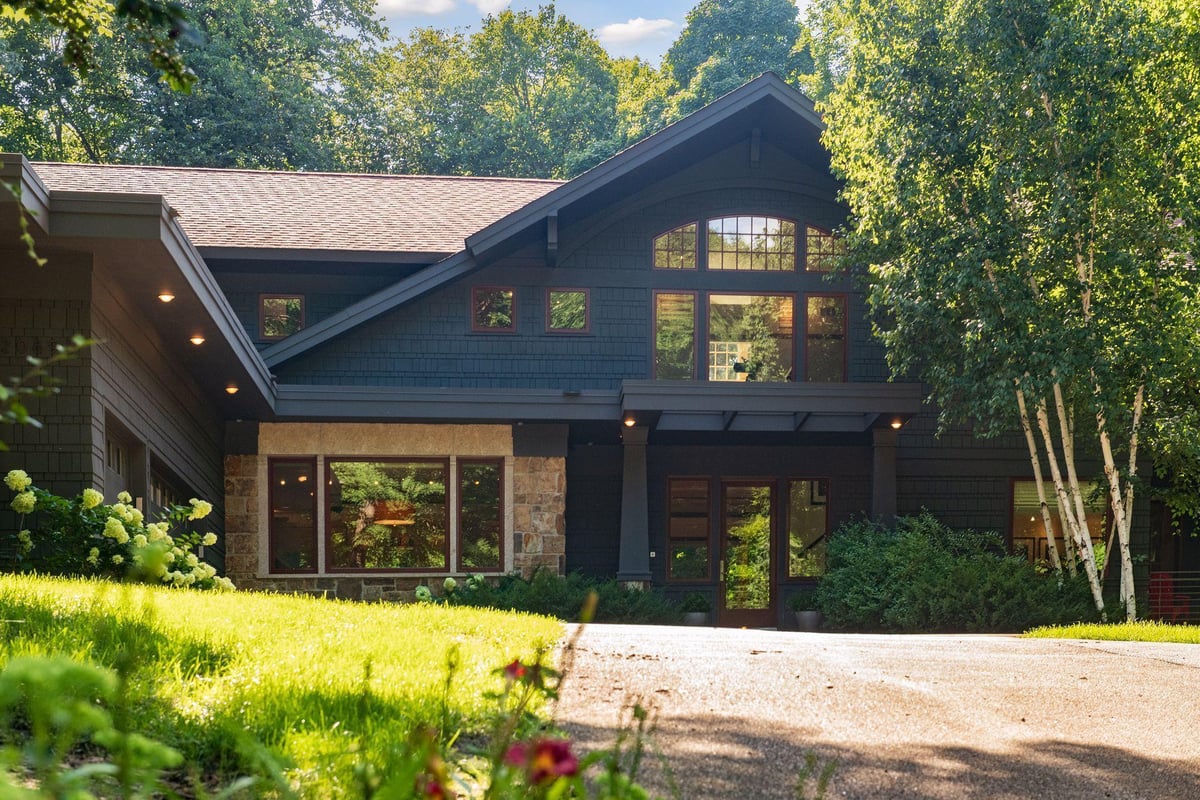 20895 Spencer Lane, Shorewood, MN 55331