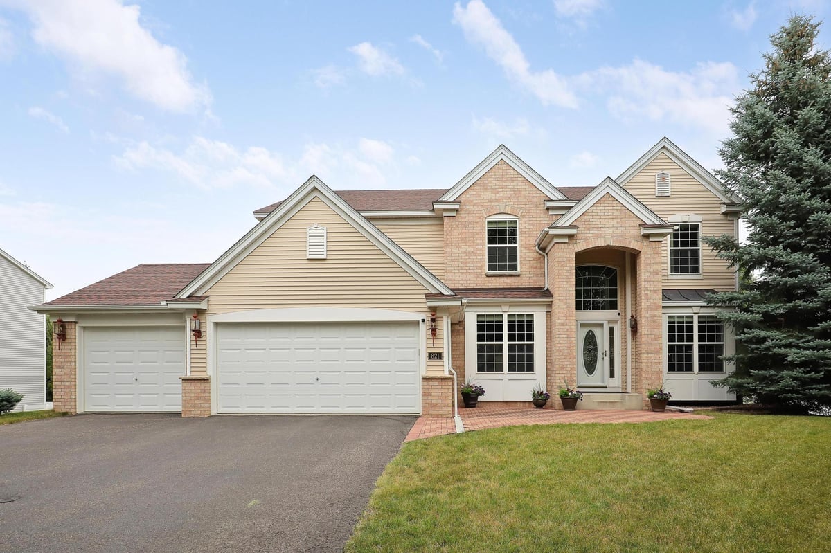 821 Gannon Way, Victoria, MN 55386