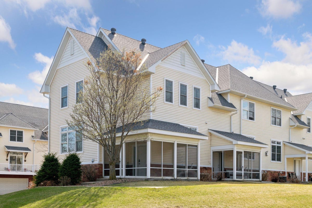 5710 Village Trail, Mound, MN 55364