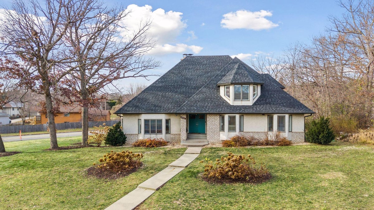 4335 Kirkwood Lane N, Plymouth, MN 55442