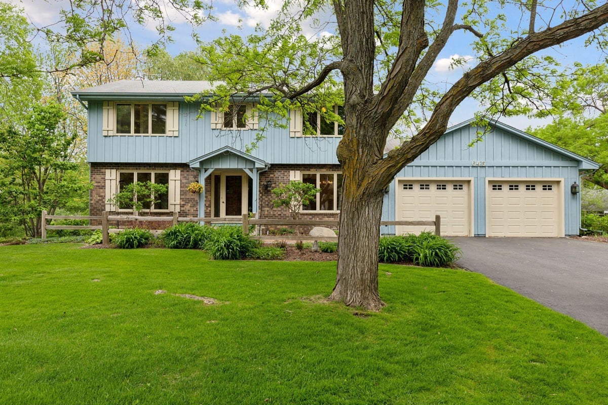 645 Brockton Lane N, Plymouth, MN 55447