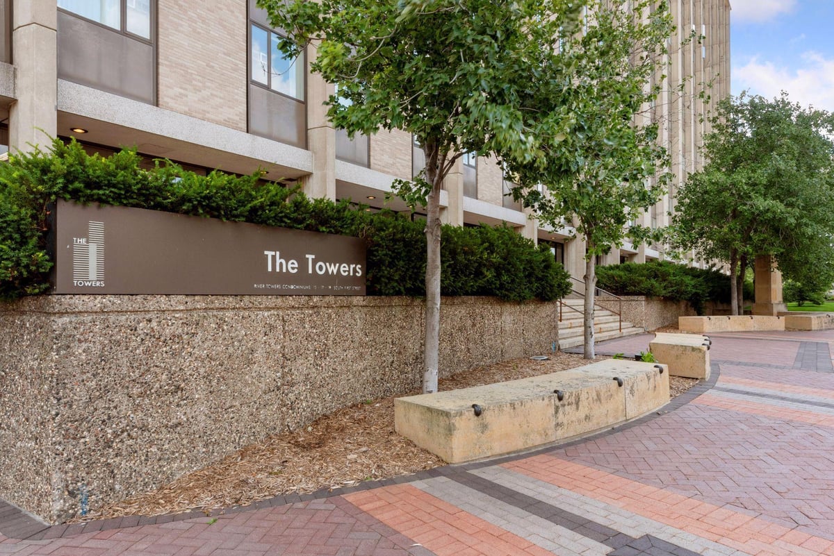 15 S 1st Street #A1009, Minneapolis, MN 55401