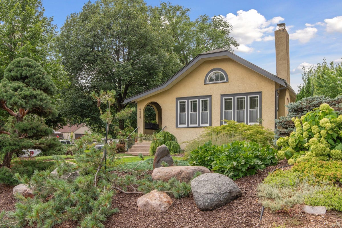 Listing