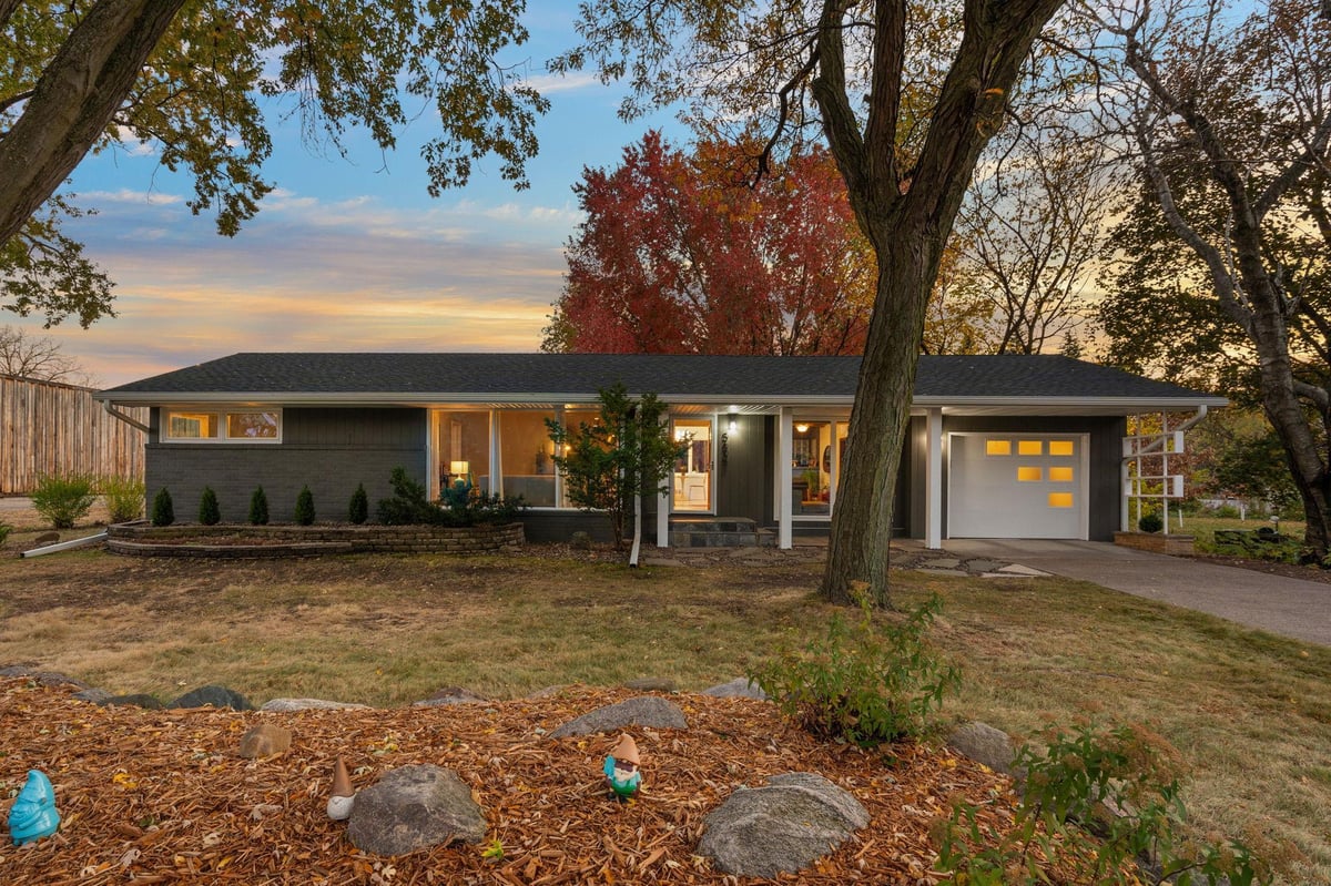 5505 Phoenix Street, Golden Valley, MN 55422