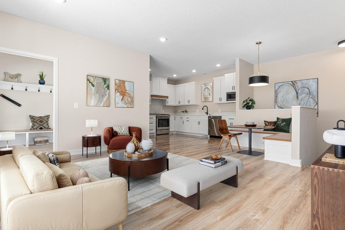 2452 County Road D W, Roseville, MN 55112