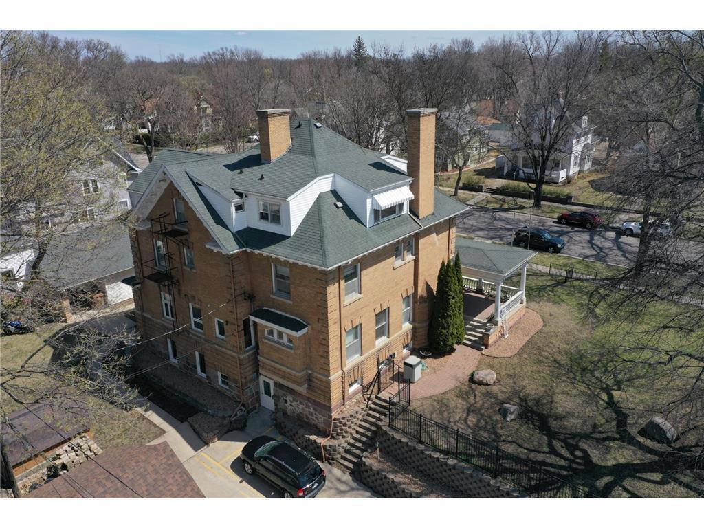 215 5th Street S, Montevideo, MN 56265