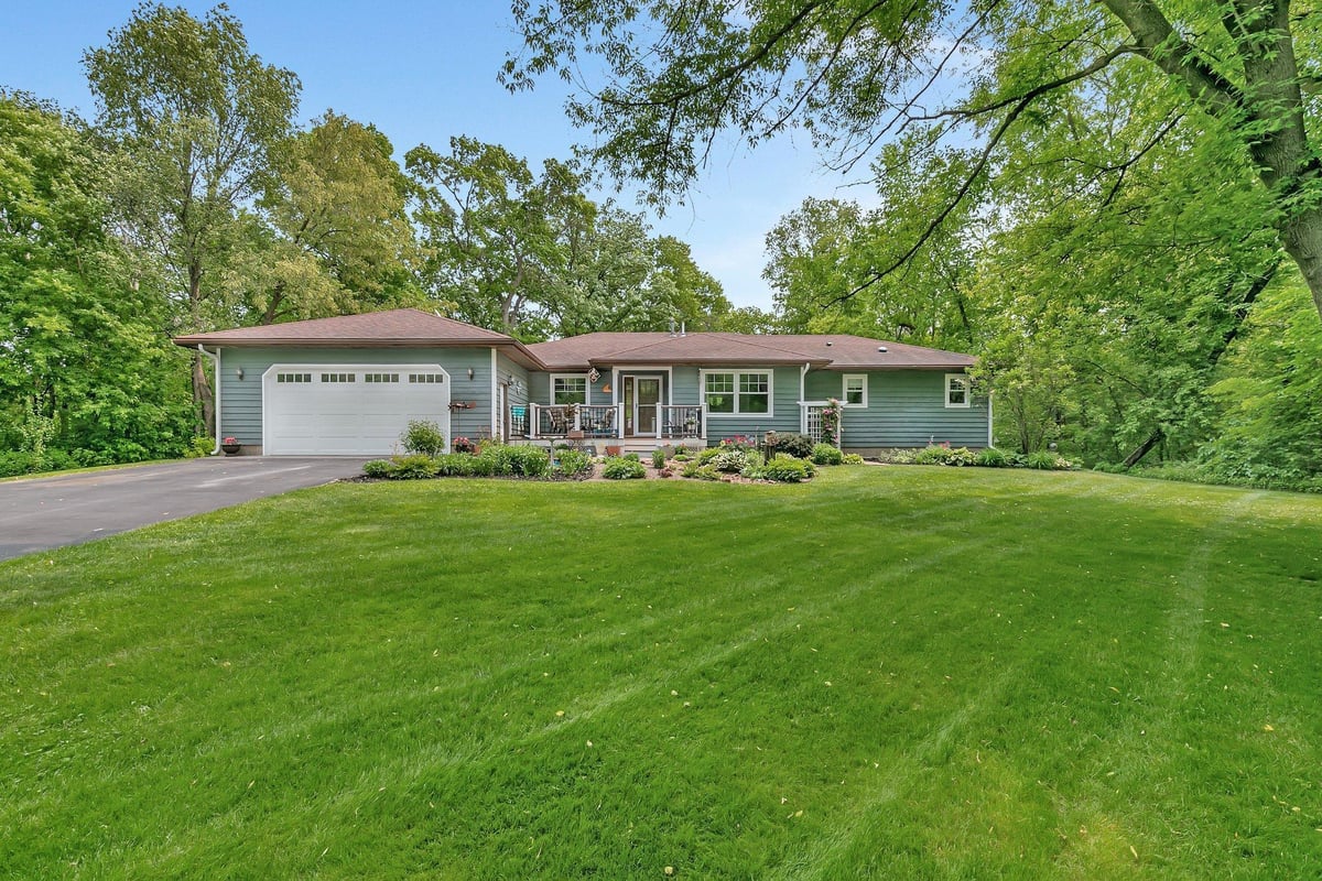 23608 42nd Avenue, Saint Augusta, MN 56301