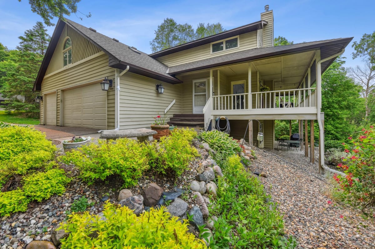 4731 Walden Drive, Eagan, MN 55122