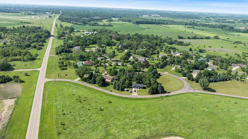 6006 Rolling Hills Drive SW, Montevideo, MN 56265