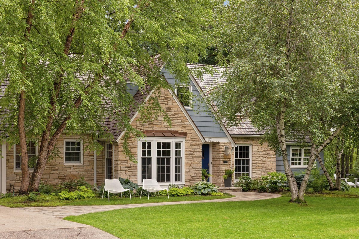 512 Janalyn Circle, Golden Valley, MN 55416