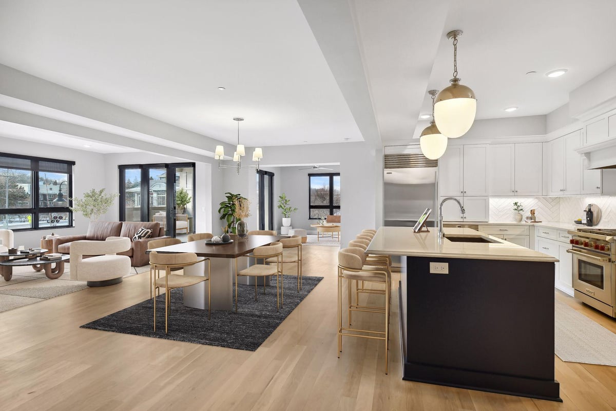 222 Ferndale Road S #203, Wayzata, MN 55391