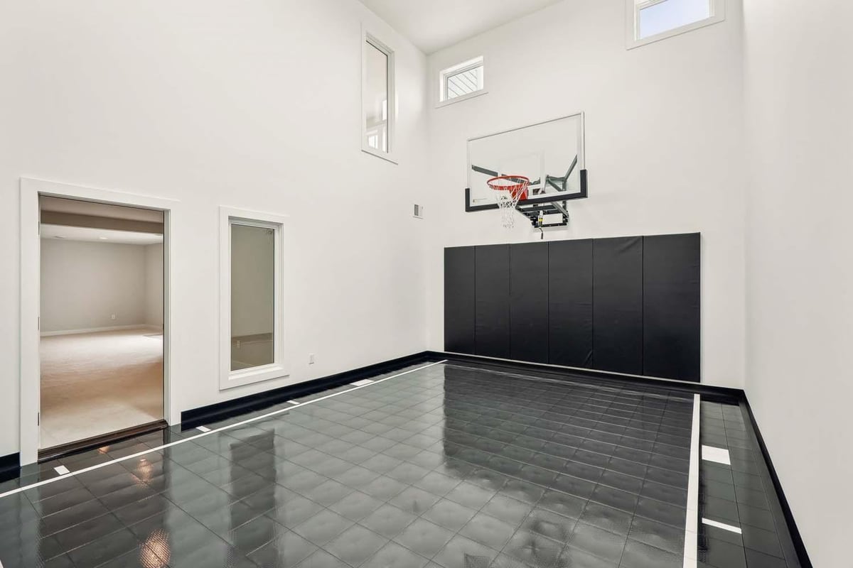 5830 Freeland Bay N, Hugo, MN 55038