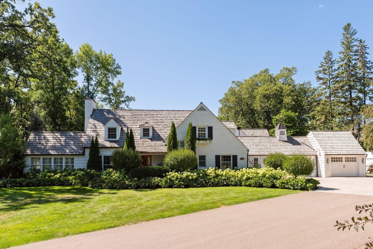 2209 Meeting Street, Minnetonka, MN 55391