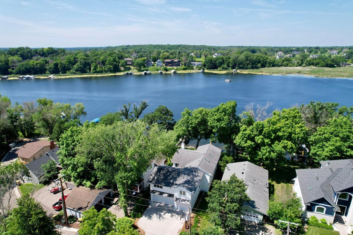 577 Park Lane, Orono, MN 55356