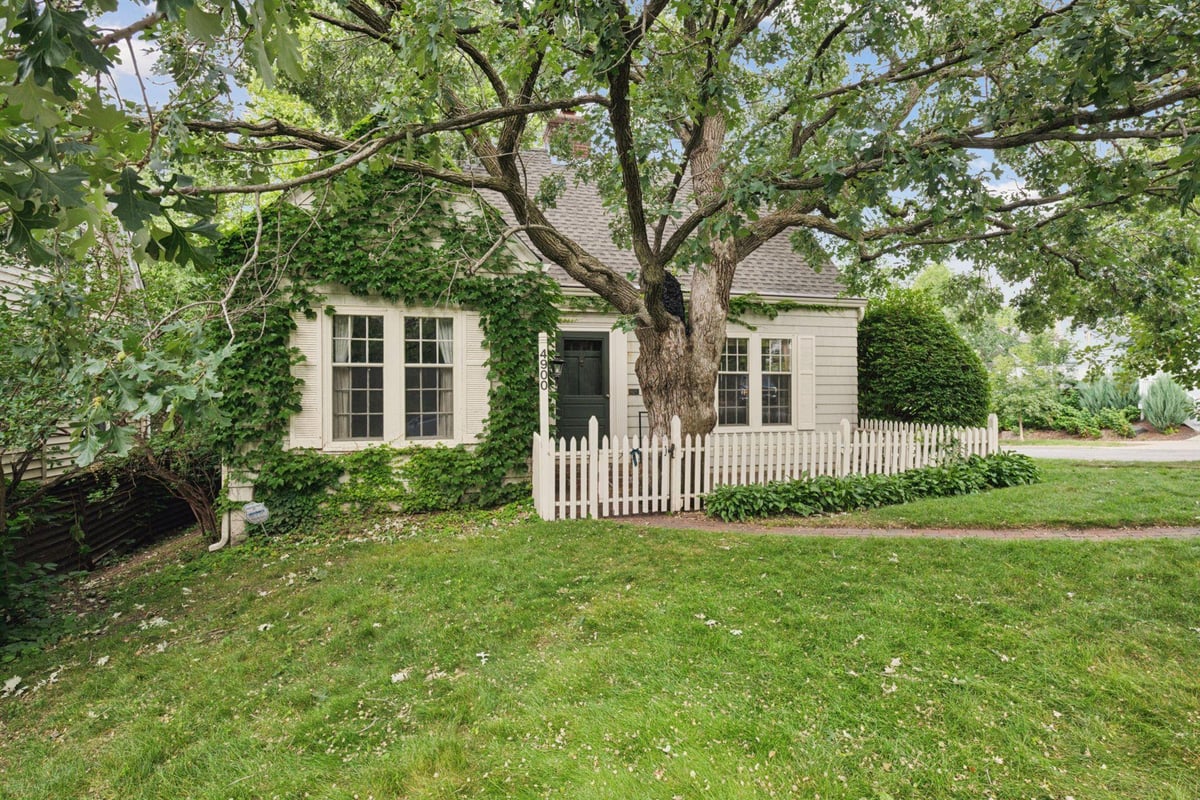 4900 13th Avenue S, Minneapolis, MN 55417