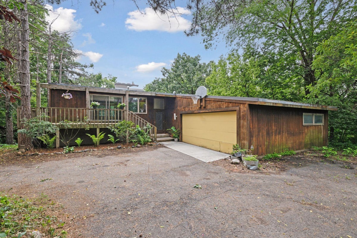 1201 River Terrace Drive, Bloomington, MN 55431