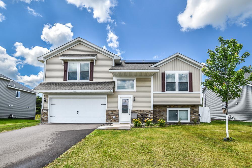 39604 Fallbrook Avenue, North Branch, MN 55056