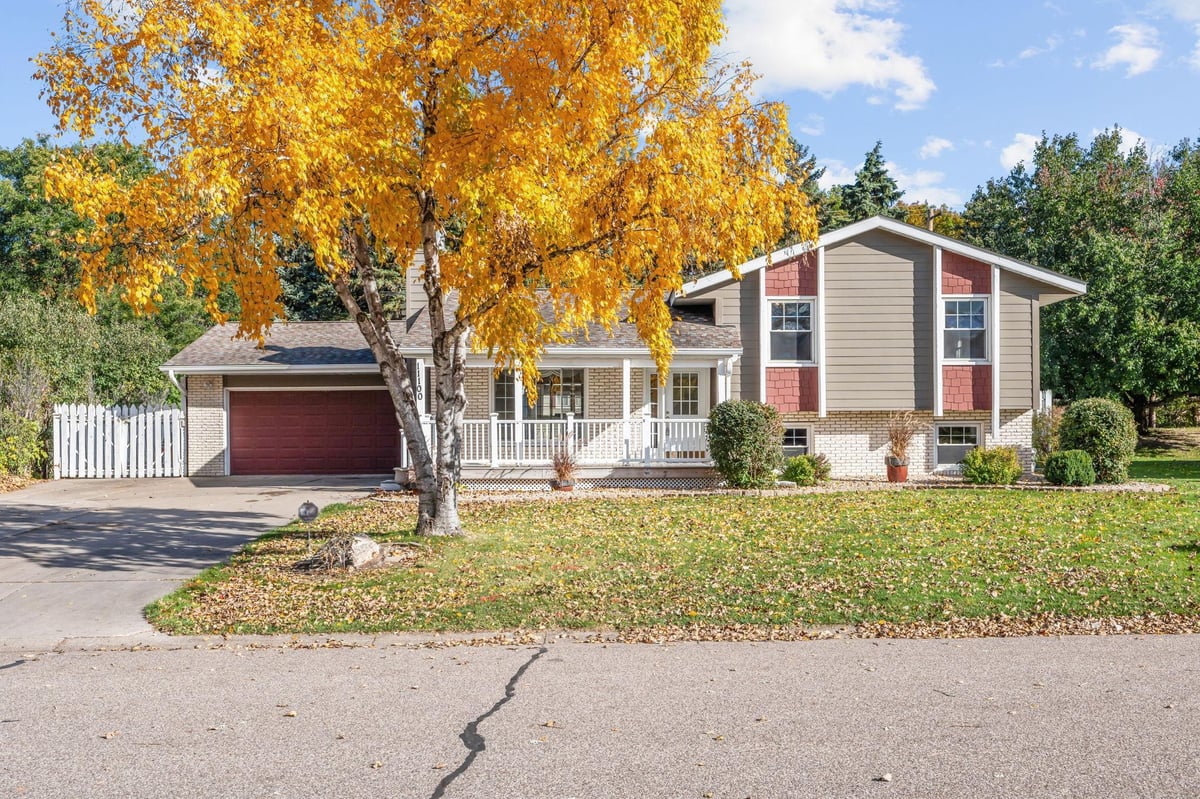 11100 52nd Avenue N, Plymouth, MN 55442