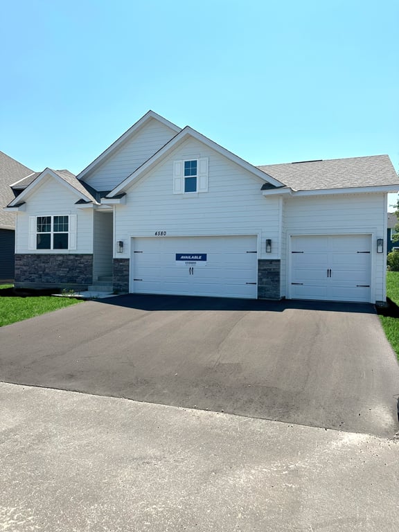 4580 131st Avenue NE, Blaine, MN 55449