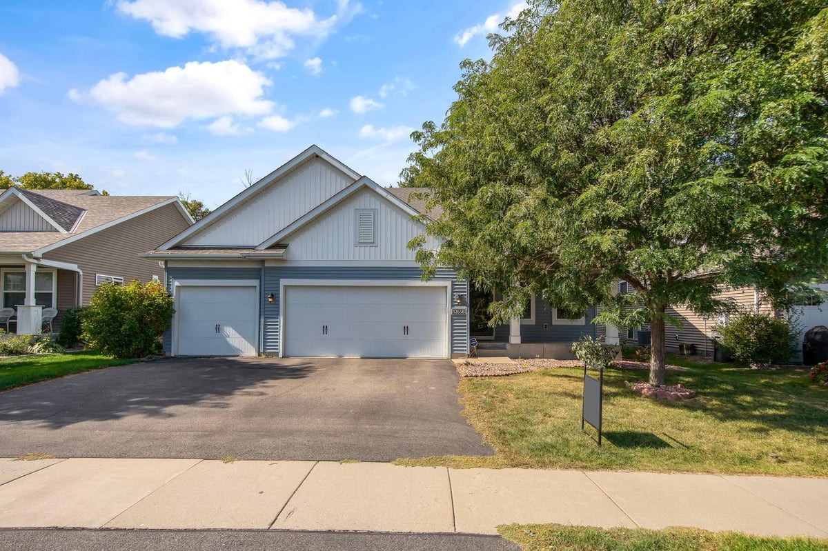 12658 Inglewood Avenue S, Savage, MN 55378