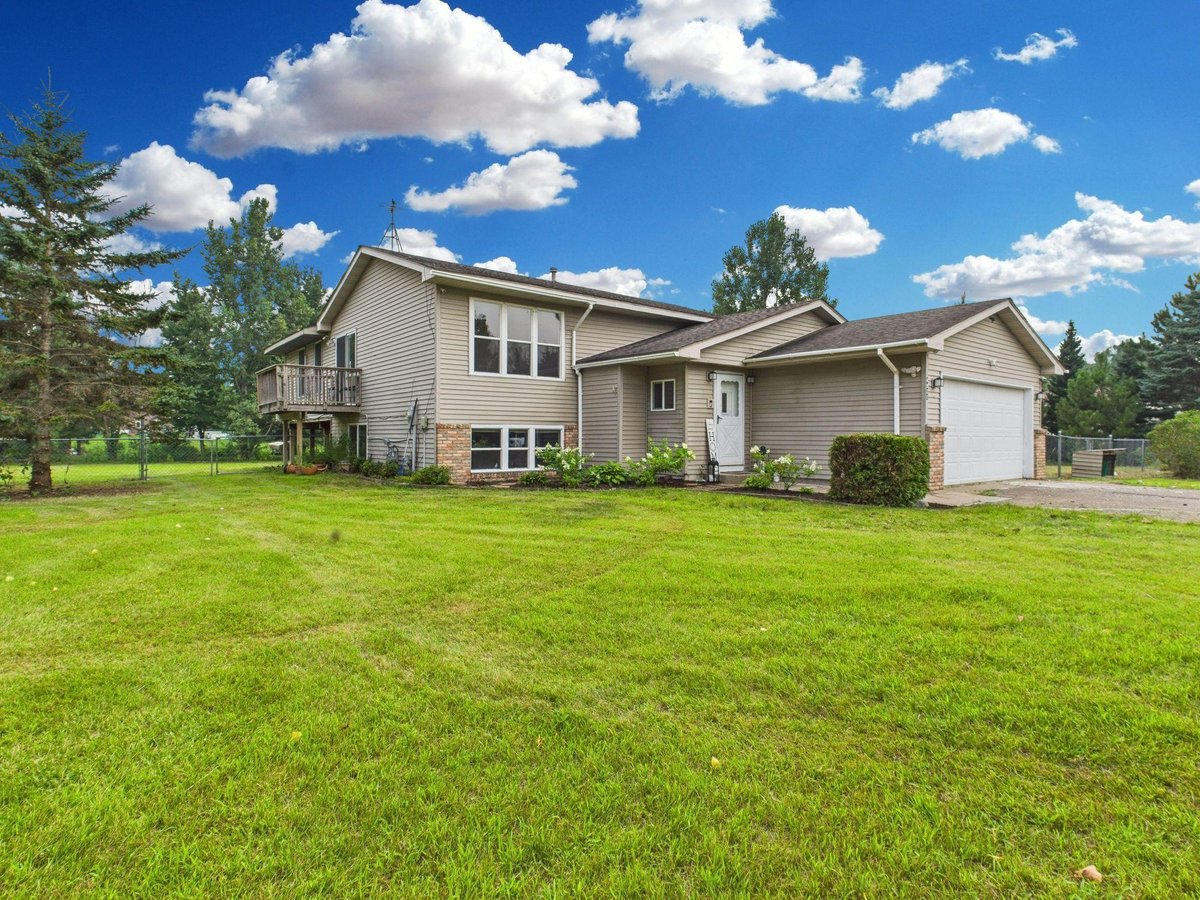 4921 Evergreen Court, North Branch, MN 55056