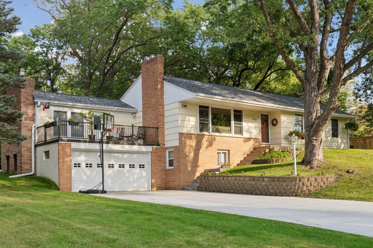 3531 Arbor Lane, Minnetonka, MN 55305