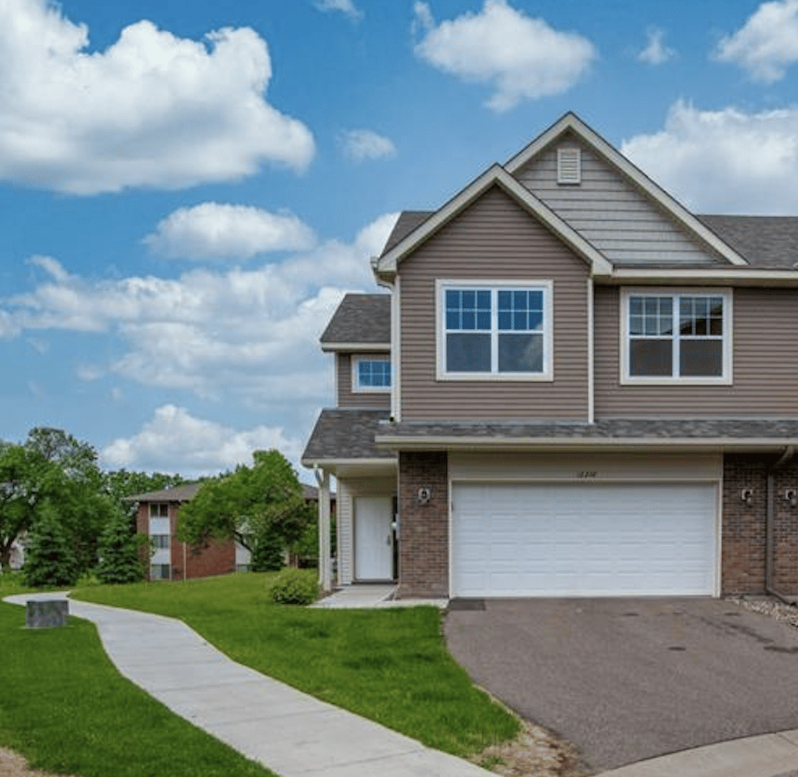 12216 River Valley Drive, Burnsville, MN 55337