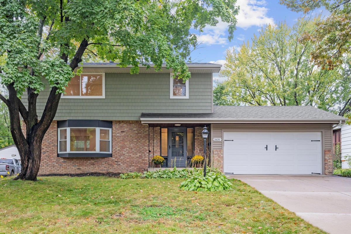 3409 Wisconsin Avenue N, Crystal, MN 55427