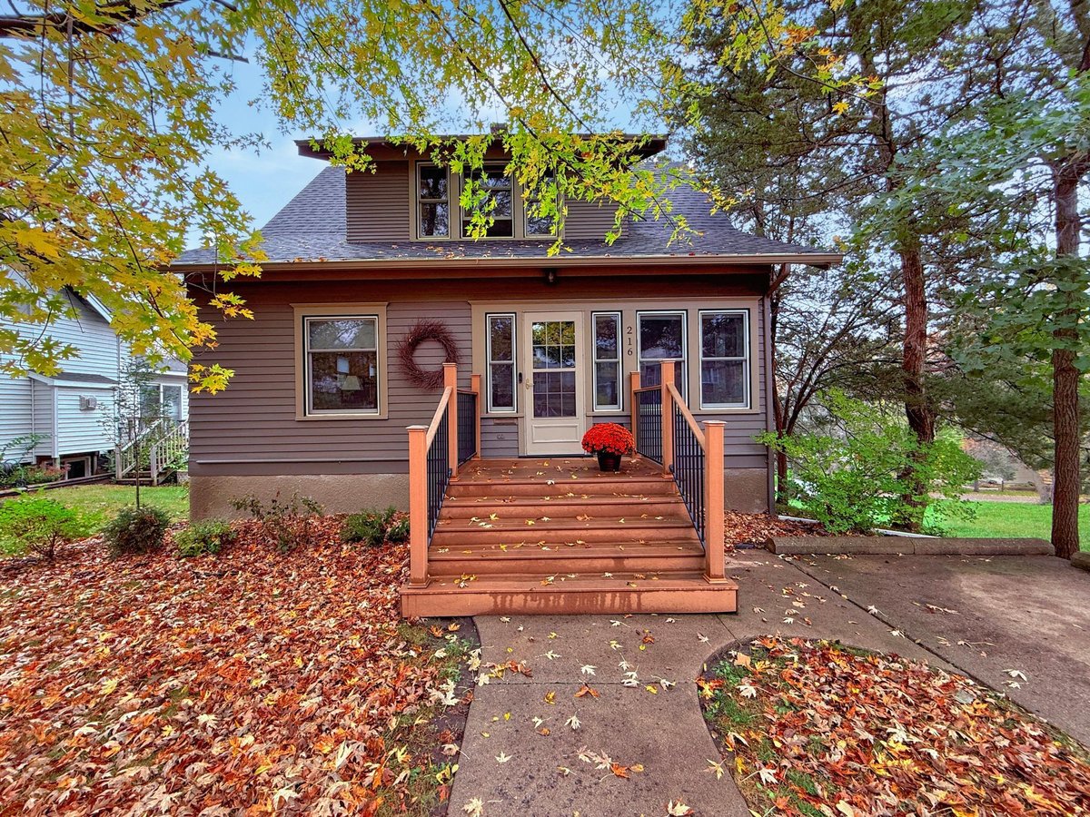 216 S 9th Street, Montevideo, MN 56265