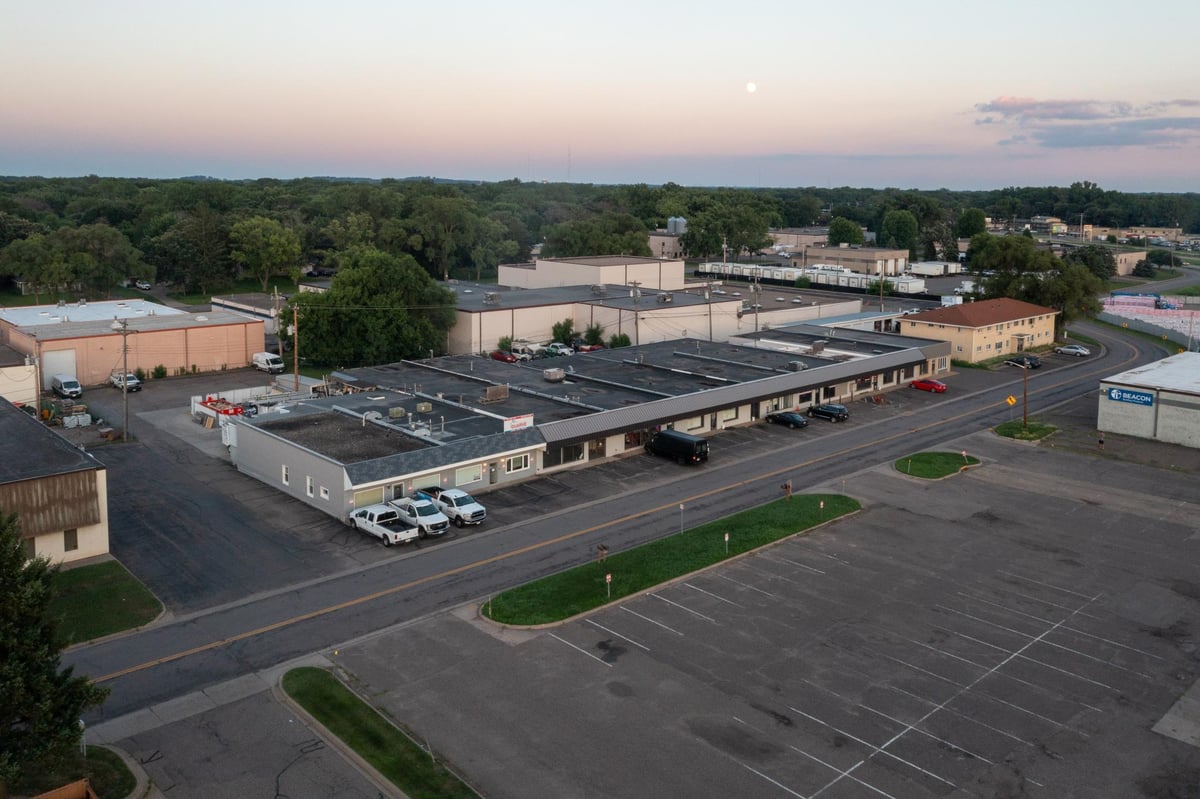 8409 Center Drive NE, Spring Lake Park, MN 55432