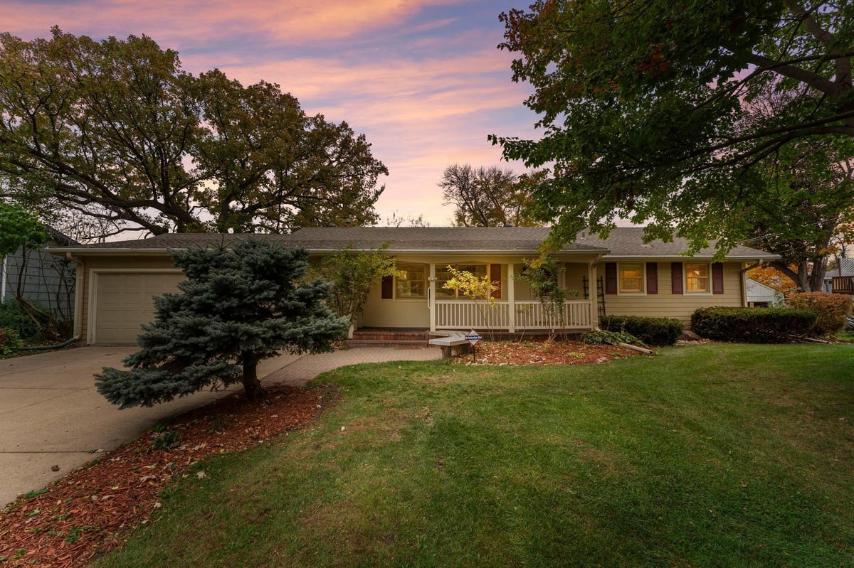 331 Pearson Way NE, Fridley, MN 55432