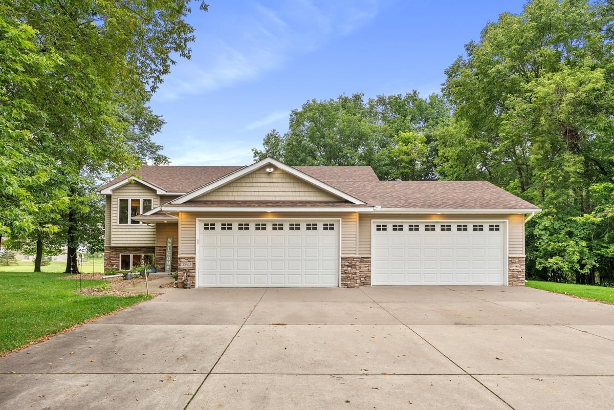 30863 105th Street, Princeton, MN 55371