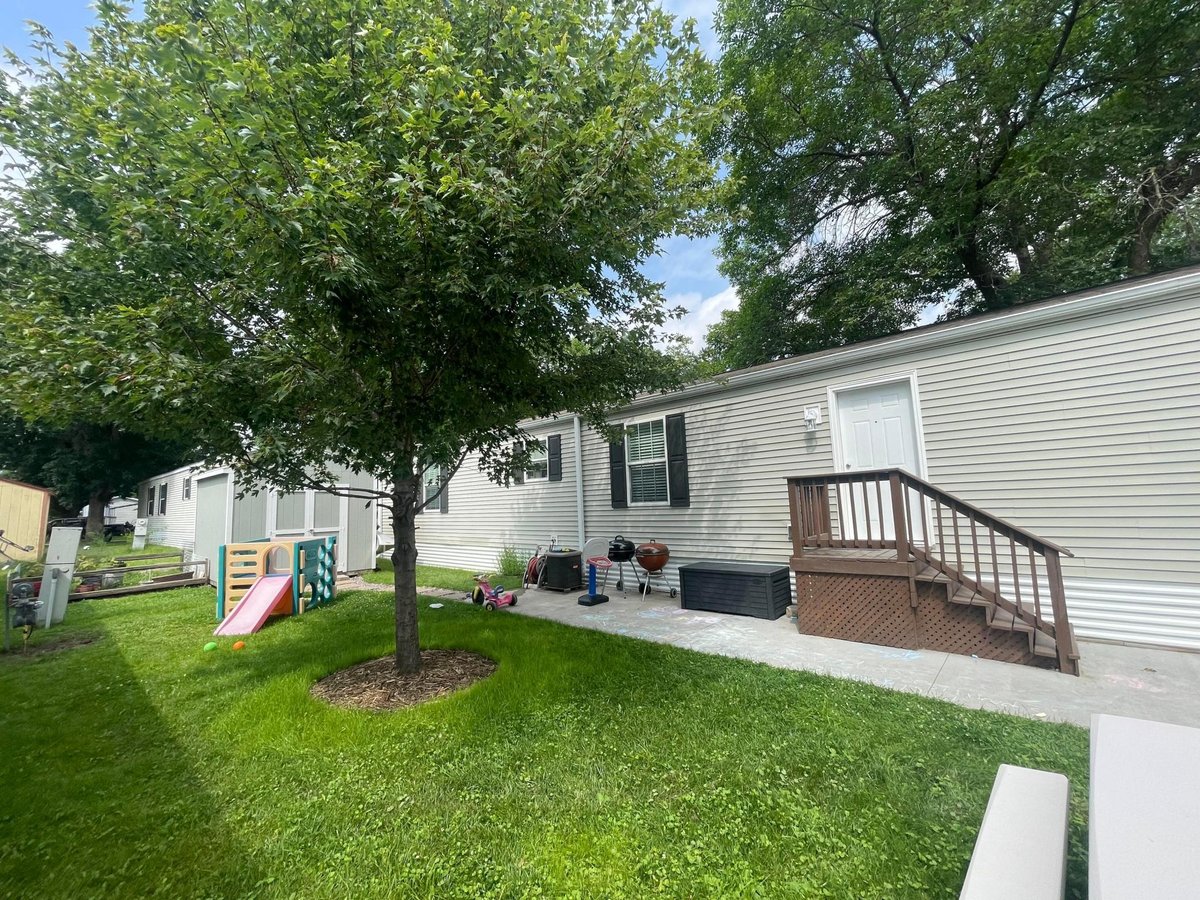 950 Cessna Drive, New Brighton, MN 55112