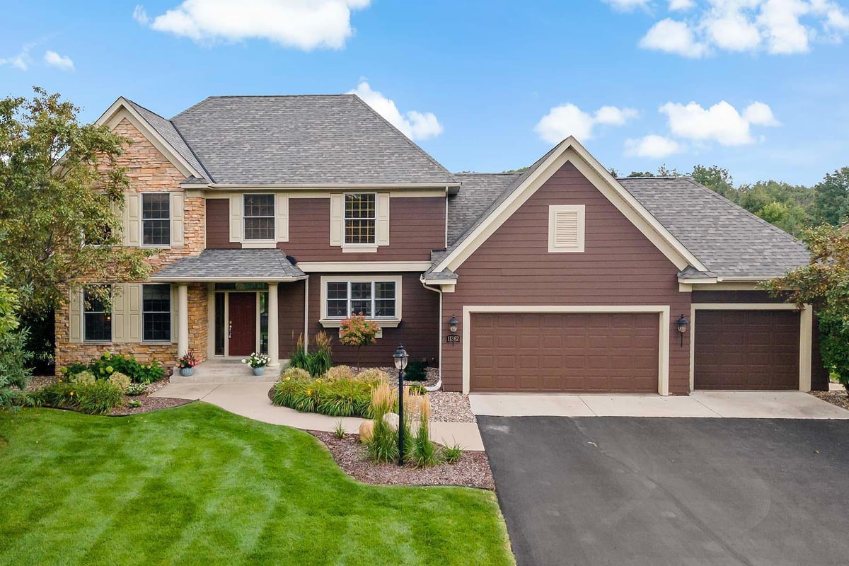 11362 Avery Drive, Inver Grove Heights, MN 55077