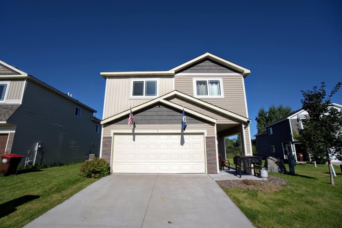 310 Pinto Circle, Braham, MN 55006