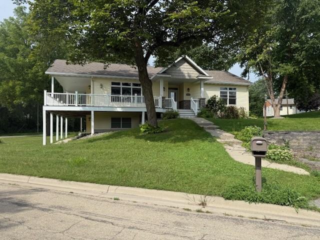 709 Blackmer Avenue, Albert Lea, MN 56007