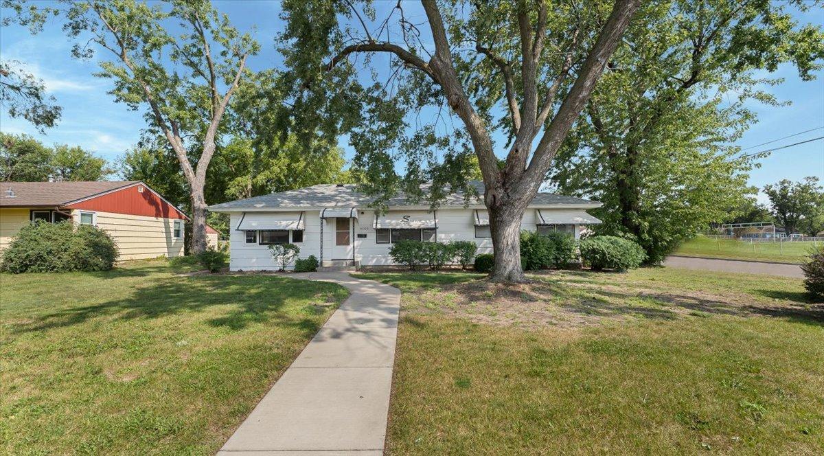 6000 Girard Avenue N, Brooklyn Center, MN 55430