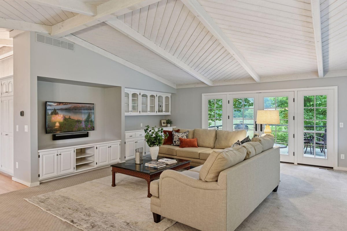 461 Peavey Lane, Wayzata, MN 55391