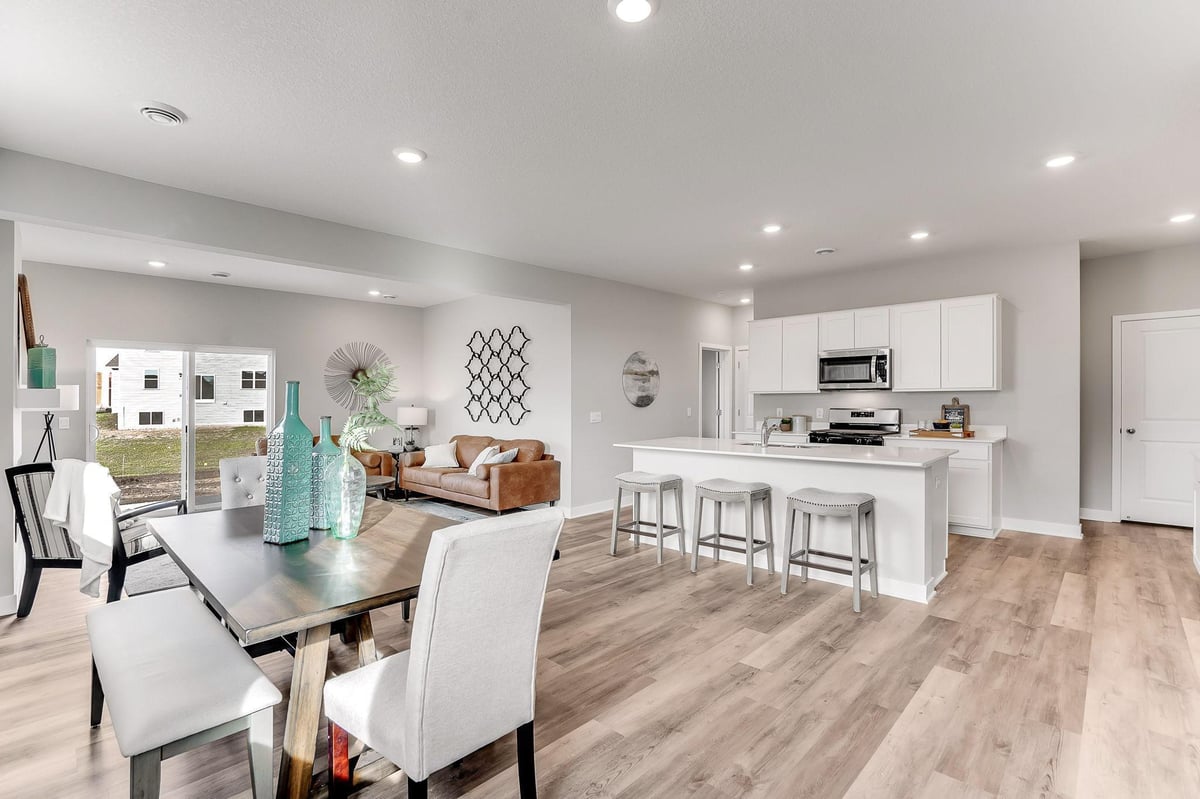 20904 Flanders Way, Farmington, MN 55024