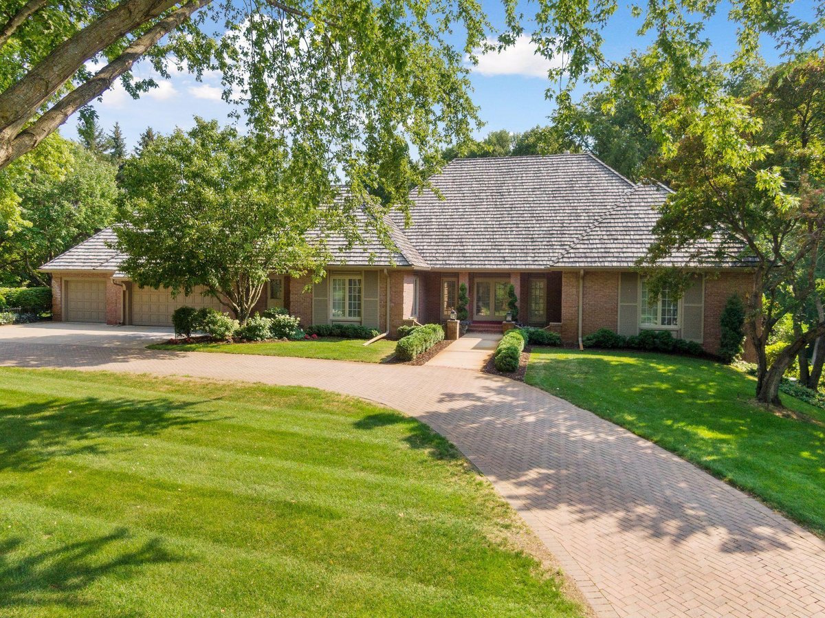1250 French Creek Drive, Wayzata, MN 55391